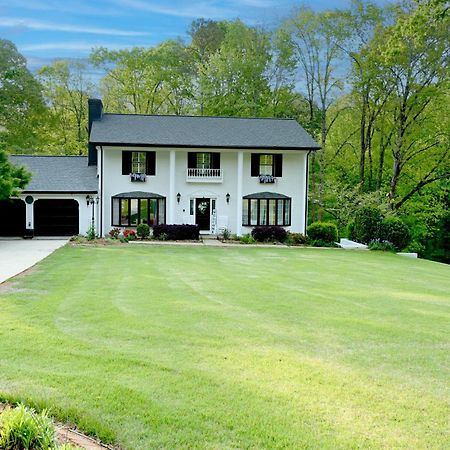 Southern Home And Fishing Lake. GainesvilleGainesville  Kültér fotó