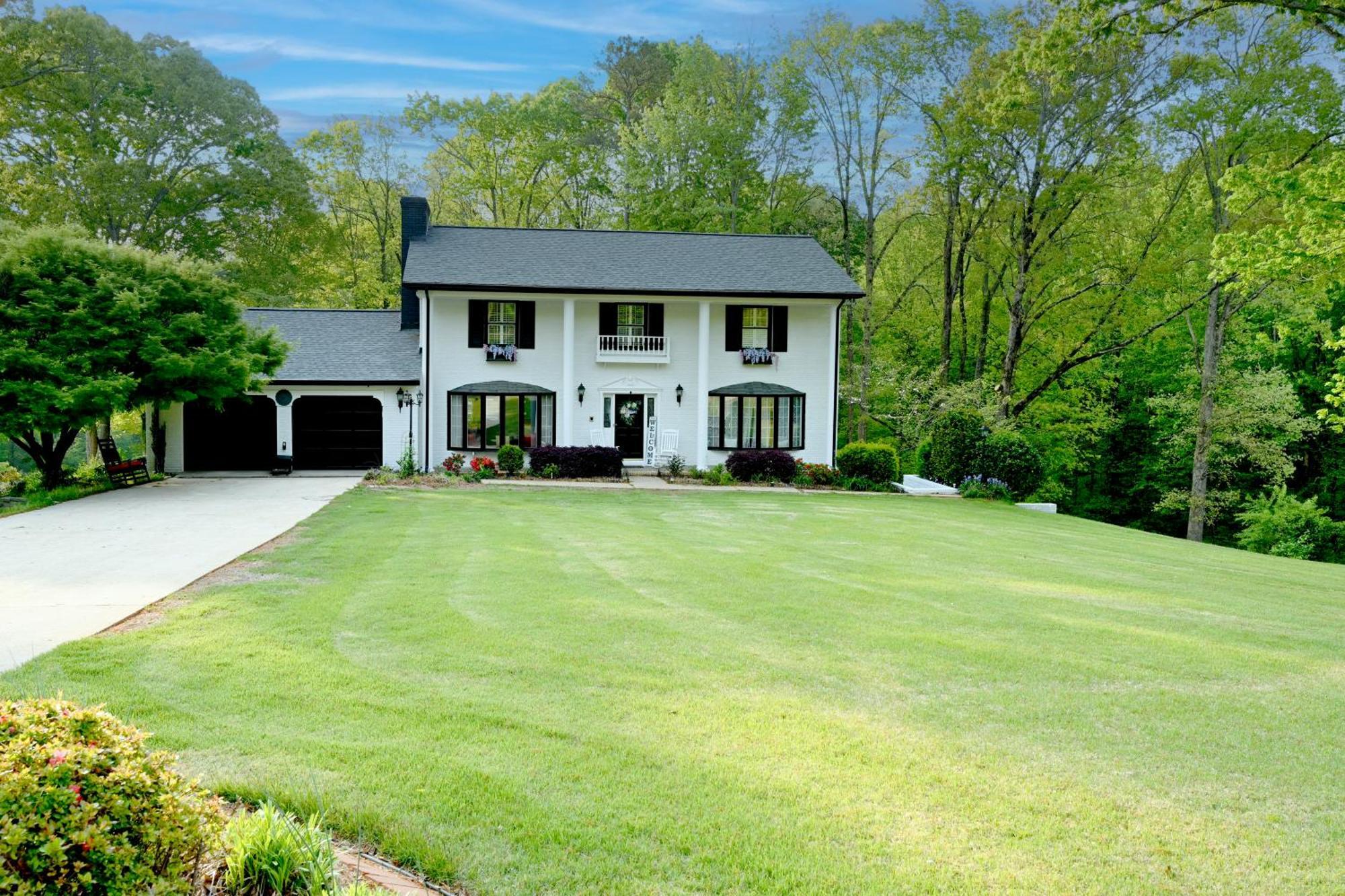 Southern Home And Fishing Lake. GainesvilleGainesville  Kültér fotó
